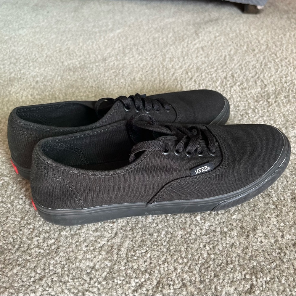 Black Authentic Lo Pro vans sneakers